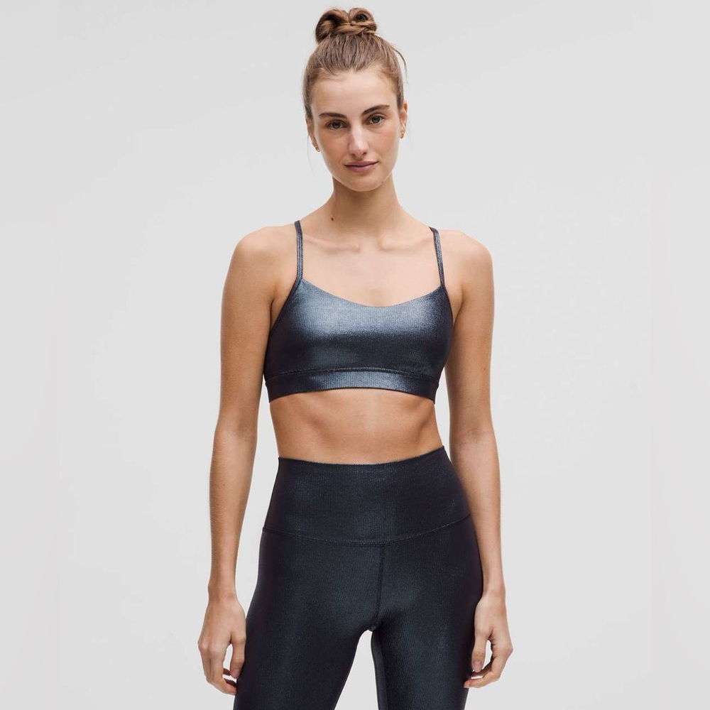 NWT Lululemon Flow Y Bra Nulu Light Support, A–C Cups *Ribbed Shine